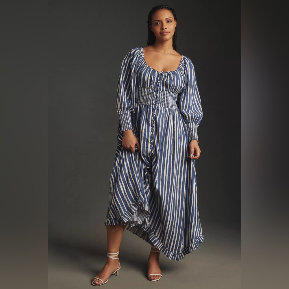 Long-Sleeve Sweetheart Midi Dress